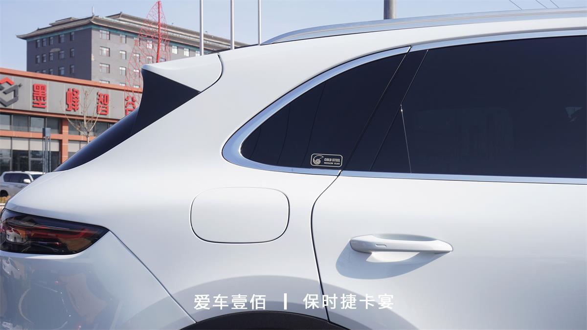 保時(shí)捷卡宴【愛車壹佰】施工ROLIPS隱形車衣